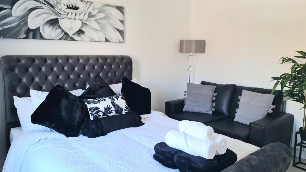 Immaculate 3-Bedrooms Dundee Apartment Buitenkant foto