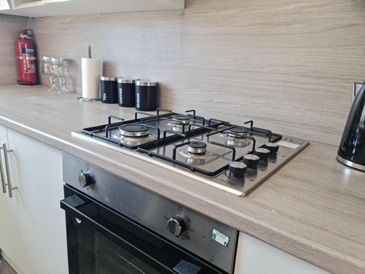 Immaculate 3-Bedrooms Dundee Apartment Buitenkant foto