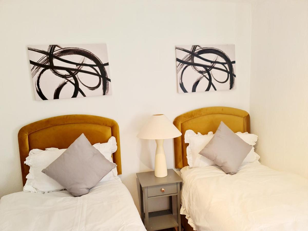 Immaculate 3-Bedrooms Dundee Apartment Buitenkant foto