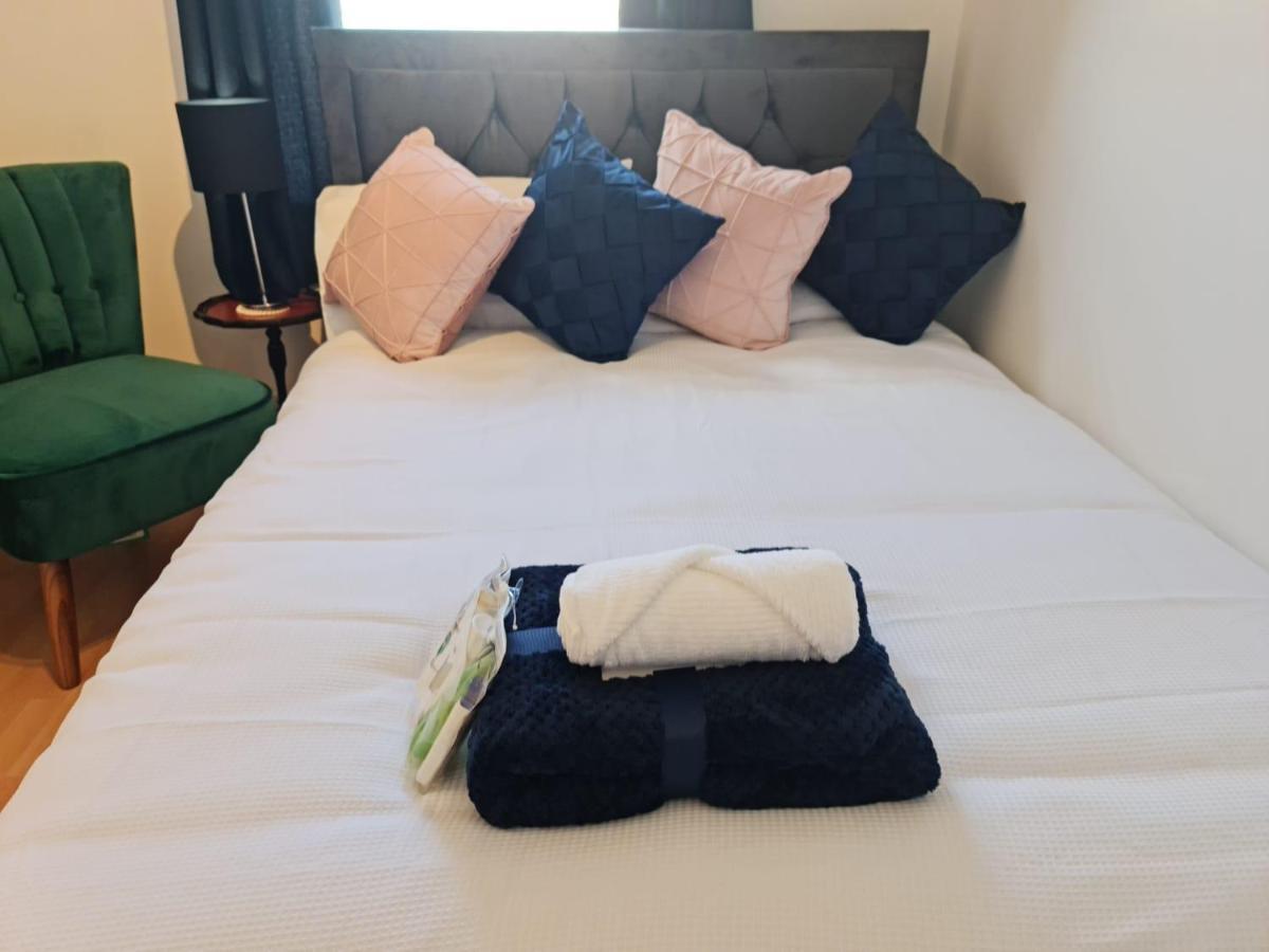 Immaculate 3-Bedrooms Dundee Apartment Buitenkant foto